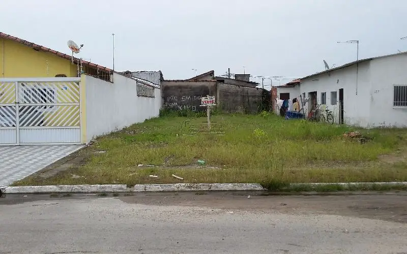 Lote/Terreno à Venda por R$ 110.000 Rua Lindaura dos Santos Aguiar, 303 - Jardim Princesa, Praia Grande - SP
