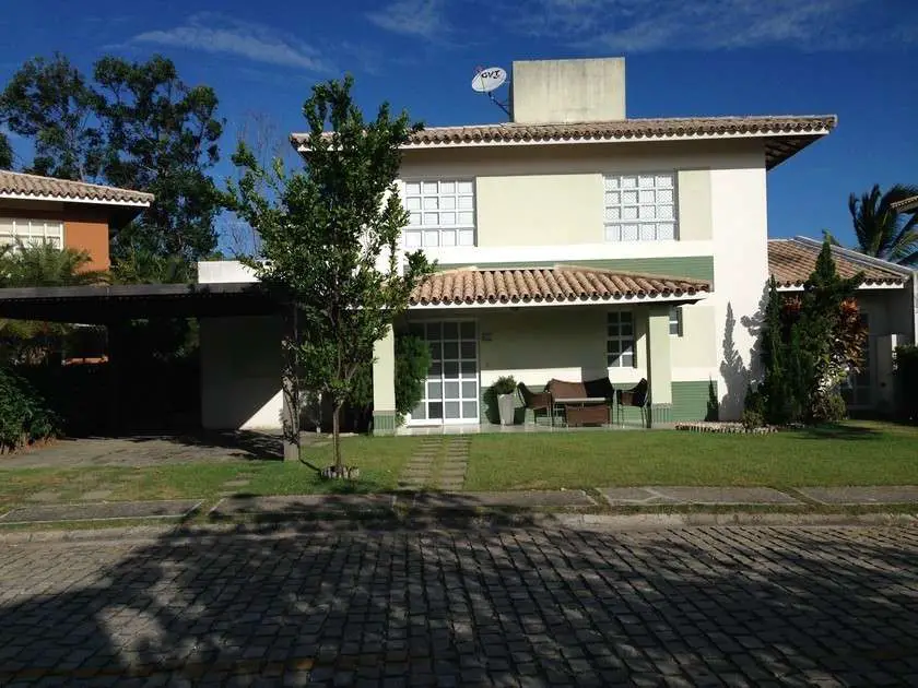 Casa de Condomínio com 4 Quartos para Alugar, 220 m² por R$ 6.000/Mês Alameda Passárgada - Itapuã, Salvador - BA