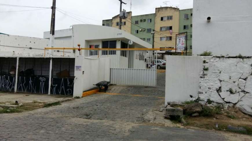 Apartamento com 2 Quartos à Venda, 49 m² por R$ 165.000 Avenida Beberibe, 3785 - Porto da Madeira, Recife - PE