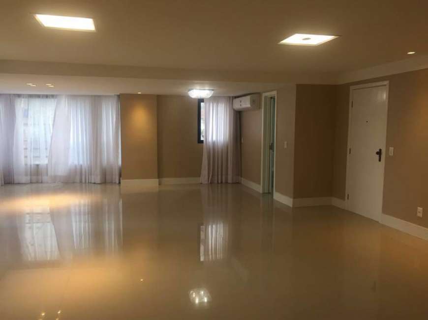 Apartamento com 4 Quartos para Alugar, 208 m² por R$ 4.500/Mês Rua Desembargador Dionísio Filgueira, 779 - Petrópolis, Natal - RN