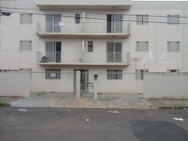 Apartamento com 3 Quartos para Alugar, 77 m² por R$ 650/Mês Olinda, Uberaba - MG