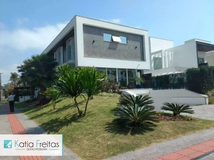 Casa com 4 Quartos à Venda, 549 m² por R$ 4.800.000 Rua das Manjubas, 641 - Jurerê Internacional, Florianópolis - SC