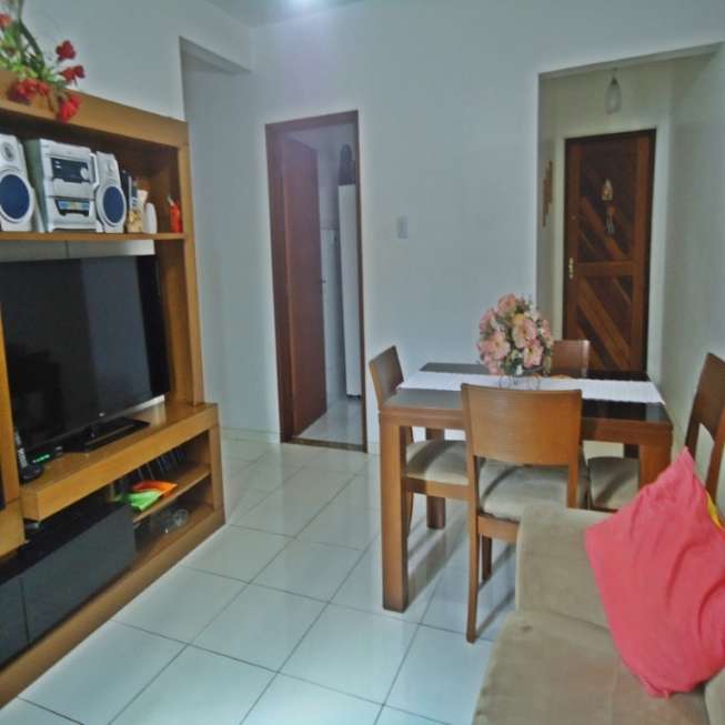 Apartamento com 2 Quartos à Venda, 80 m² por R$ 240.000 Rua Visconde de Itaborahy, 01 - Amaralina, Salvador - BA
