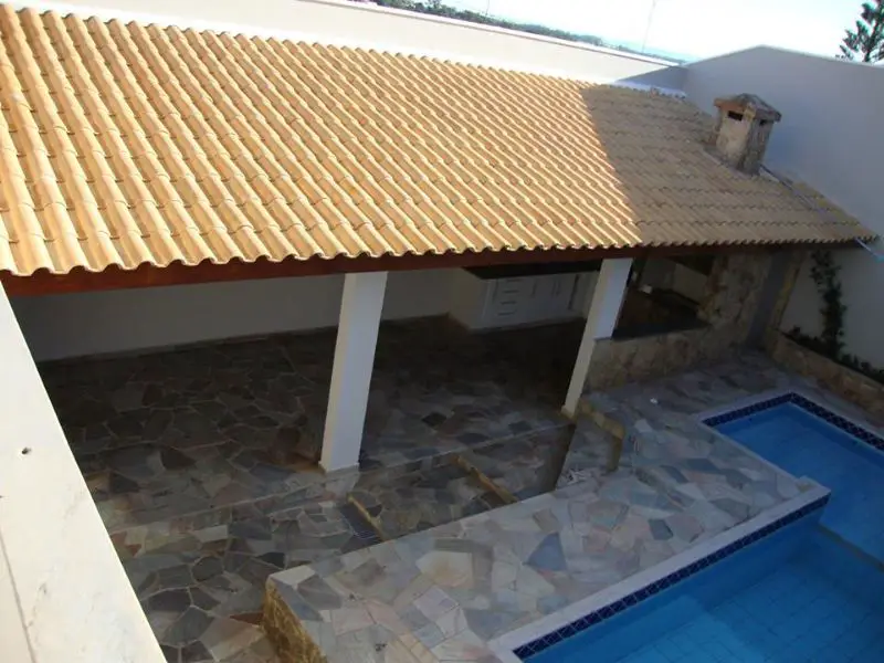 Casa com 3 Quartos à Venda, 240 m² por R$ 750.000 Rua Orlando Pacini, 1 - Vila Melo, Mogi Mirim - SP