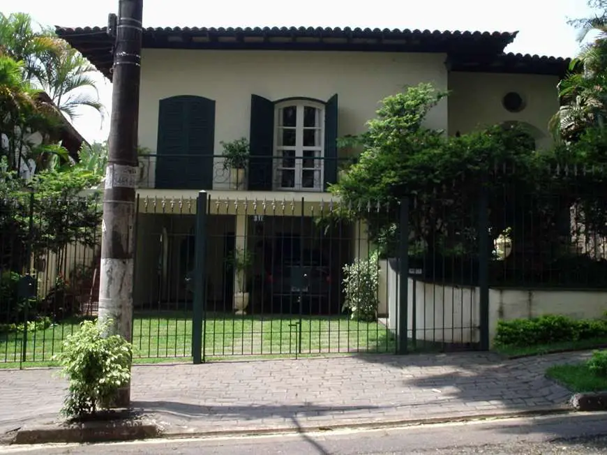 Casa com 3 Quartos para Alugar, 300 m² por R$ 15.000/Mês Rua Miragaia - Butantã, São Paulo - SP