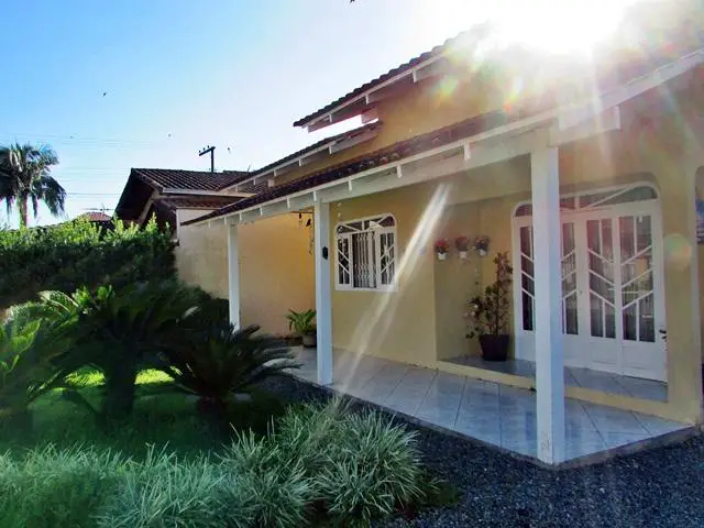 Casa com 2 Quartos à Venda, 168 m² por R$ 345.000 Espinheiros, Joinville - SC