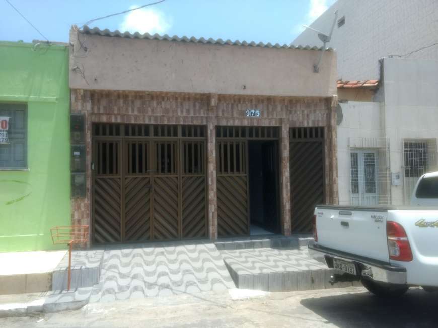 Casa com 1 Quarto à Venda, 122 m² por R$ 350.000 Rua Divina Pastora, 975 - Getúlio Vargas, Aracaju - SE