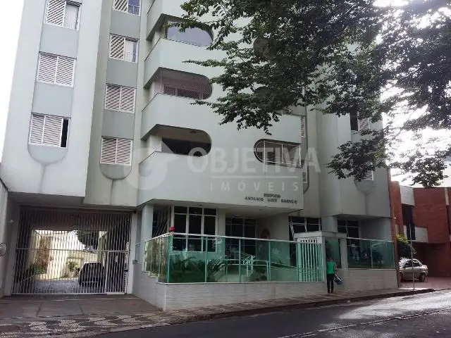 Apartamento com 4 Quartos à Venda, 189 m² por R$ 600.000 Fundinho, Uberlândia - MG