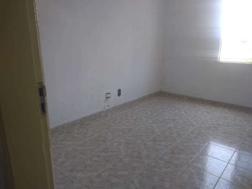 Apartamento com 3 Quartos à Venda, 78 m² por R$ 170.000 Rua Engenheiro Antônio Gonçalves Soares, 30 - Luzia, Aracaju - SE