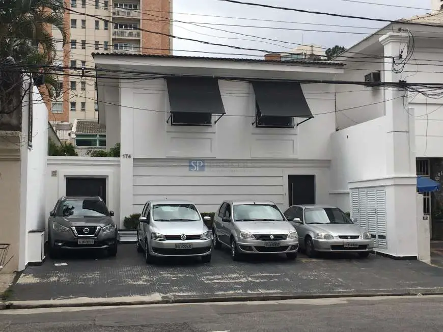 Casa à Venda, 590 m² por R$ 7.500.000 Avenida Agami - Moema, São Paulo - SP