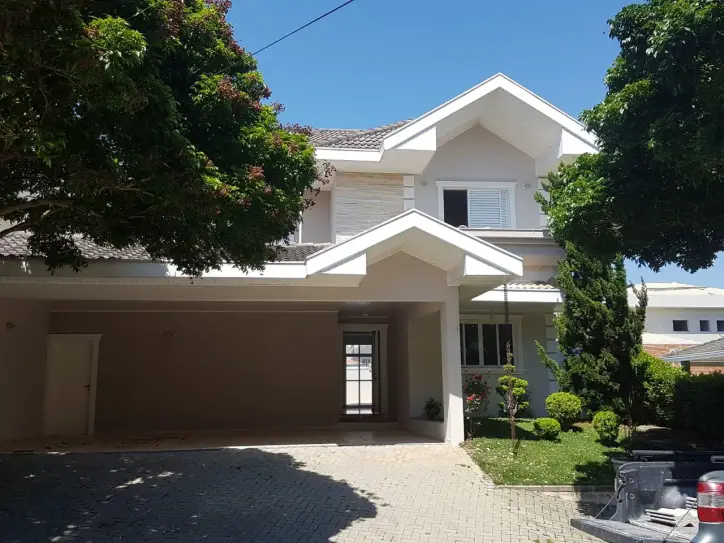Casa de Condomínio com 4 Quartos para Alugar, 320 m² por R$ 4.900/Mês Urbanova, São José dos Campos - SP