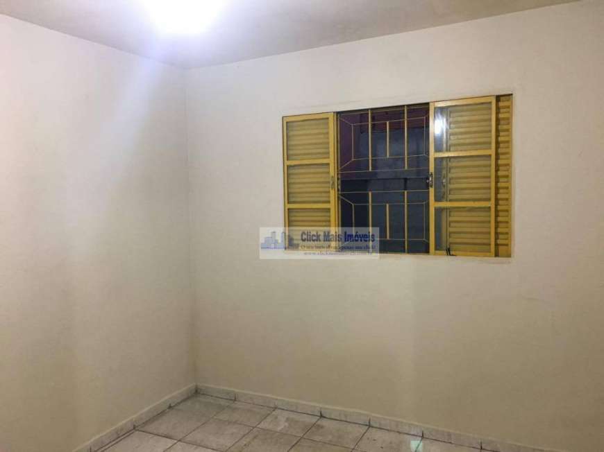 Casa com 1 Quarto para Alugar, 45 m² por R$ 600/Mês Avenida João Ventura dos Santos - Baronesa, Osasco - SP
