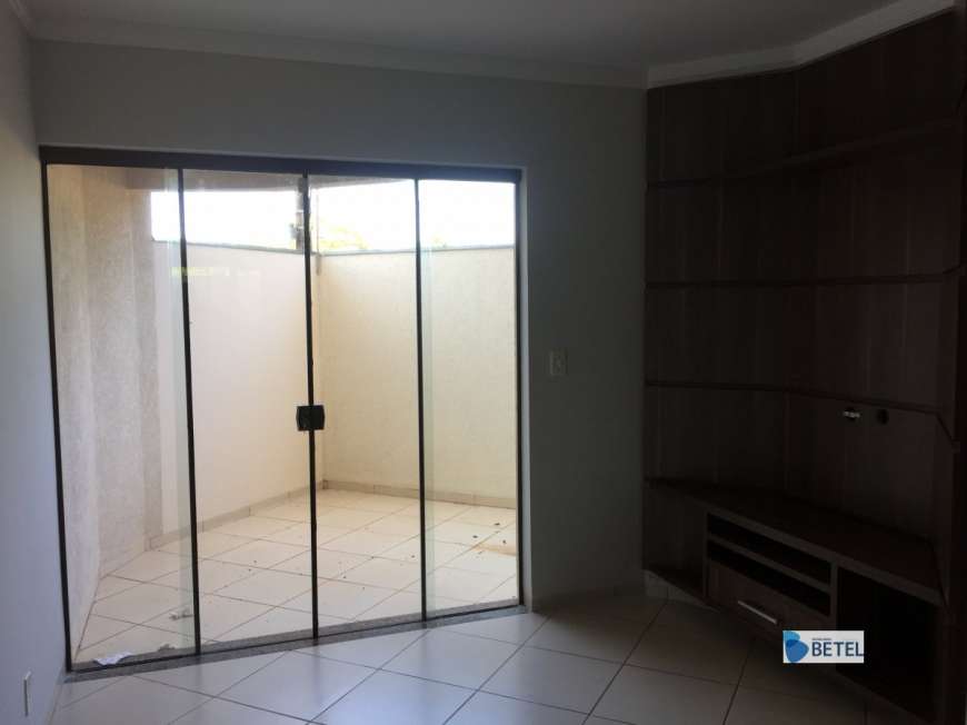 Apartamento com 2 Quartos à Venda, 77 m² por R$ 250.000 Rua Antônio Emílio de Figueiredo, 1367 - Centro, Dourados - MS
