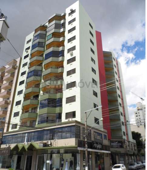 Apartamento com 3 Quartos para Alugar, 140 m² por R$ 1.820/Mês Rua Rio de Janeiro - D - Centro, Chapecó - SC