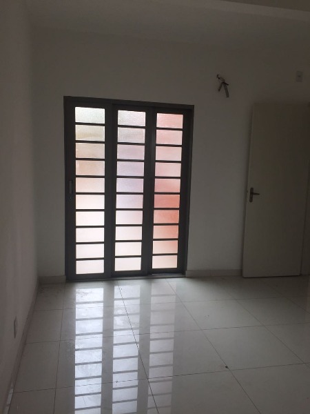 Casa com 4 Quartos para Alugar, 240 m² por R$ 4.999/Mês Rua Gonçalo de Carvalho - Moinhos de Vento, Porto Alegre - RS