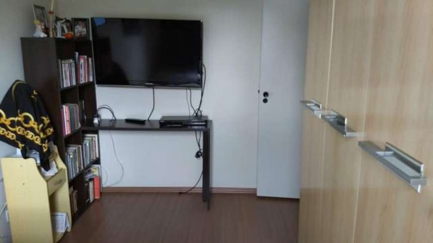 Apartamento com 2 Quartos à Venda, 57 m² por R$ 220.000 Avenida Agostinho Rubin, 10 - Jardim Germania, São Paulo - SP