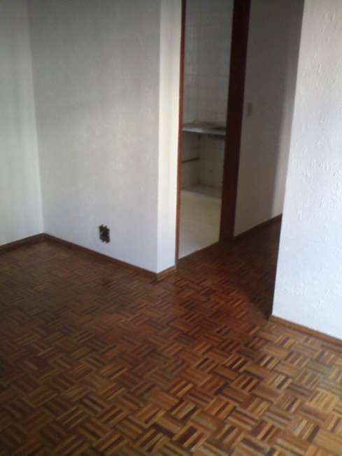 Apartamento com 3 Quartos à Venda, 75 m² por R$ 175.000 Rua Professora Mirian Silvestre, 140 - Serra Verde, Belo Horizonte - MG