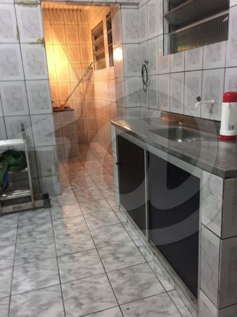 Apartamento com 3 Quartos para Alugar, 130 m² por R$ 850/Mês Rua Mestre Gomes - Glória, Vila Velha - ES