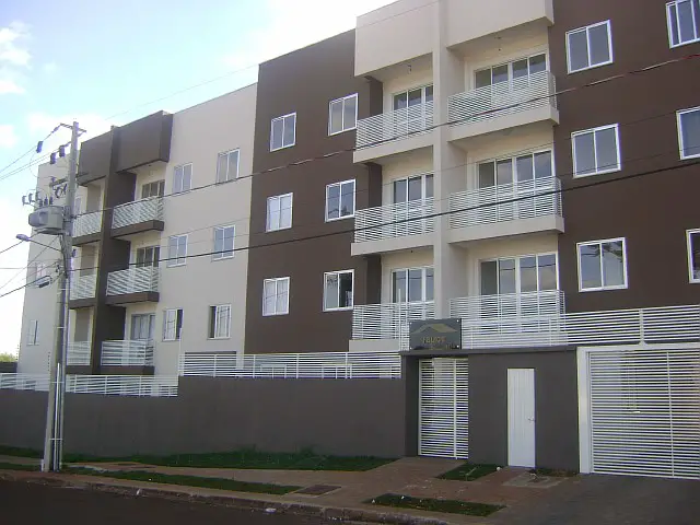 Apartamento com 3 Quartos para Alugar, 64 m² por R$ 700/Mês Rua Olindo Periolo, 1356 - Pacaembú, Cascavel - PR