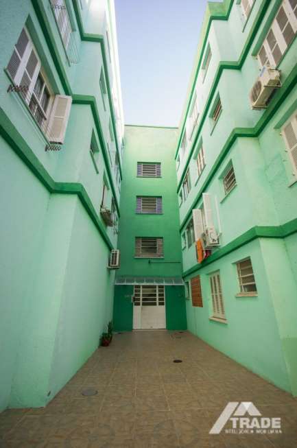 Apartamento com 4 Quartos à Venda, 82 m² por R$ 290.000 Rua Orfanotrófio, 1077 - Santa Tereza, Porto Alegre - RS