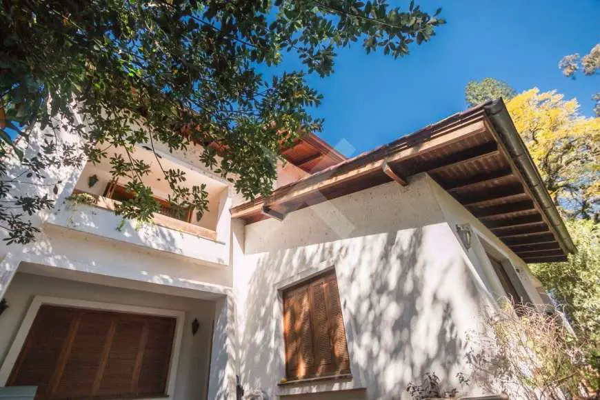 Casa com 5 Quartos para Alugar, 600 m² por R$ 15.000/Mês Rua Campos Sáles, 83 - Mont' Serrat, Porto Alegre - RS