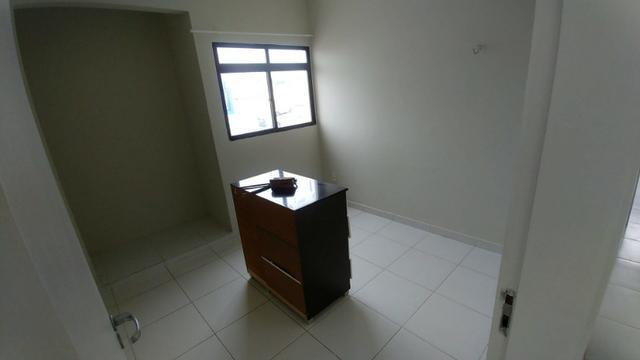 Apartamento com 3 Quartos para Alugar, 67 m² por R$ 1.080/Mês Rua da Bronzita, 1984 - Lagoa Nova, Natal - RN