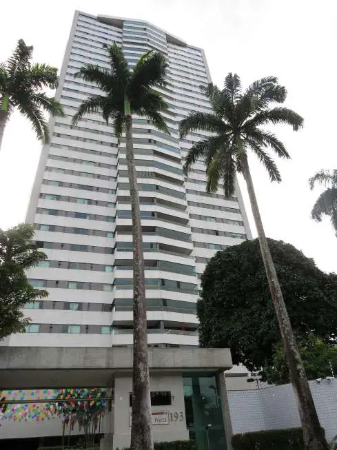 Apartamento com 4 Quartos à Venda, 220 m² por R$ 1.000.000 Rua Estevão de Sá, 390 - Várzea, Recife - PE