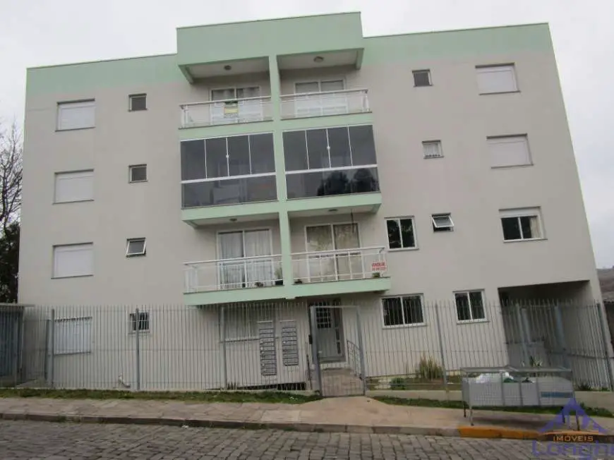 Apartamento com 3 Quartos à Venda, 78 m² por R$ 275.000 Rua Doutor Nilson Teobaldo Schaeffer, 758 - Marechal Floriano, Caxias do Sul - RS