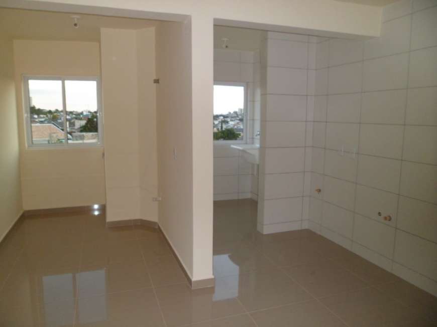 Apartamento com 3 Quartos para Alugar, 126 m² por R$ 1.200/Mês Rua Alfredo Trentin - Órfãs, Ponta Grossa - PR