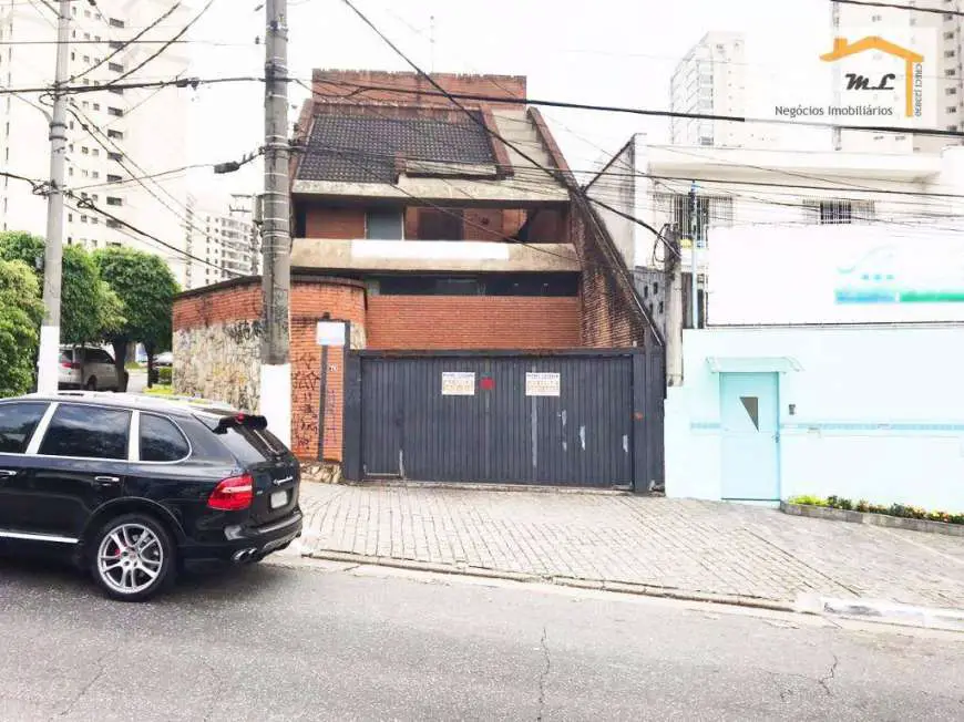 Sobrado com 6 Quartos para Alugar, 253 m² por R$ 3.500/Mês Avenida Francisco Falconi - Jardim Avelino, São Paulo - SP