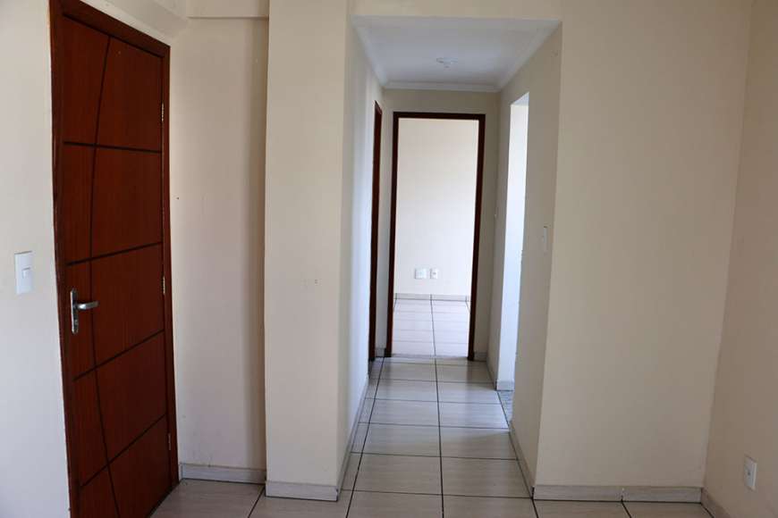 Apartamento com 1 Quarto à Venda, 50 m² por R$ 150.000 Rua Carangola - Democrata, Juiz de Fora - MG