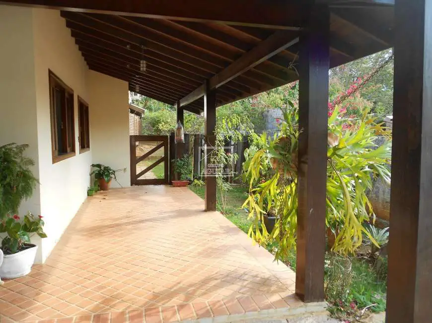 Casa de Condomínio com 3 Quartos para Alugar, 200 m² por R$ 4.000/Mês Pinheiro, Valinhos - SP
