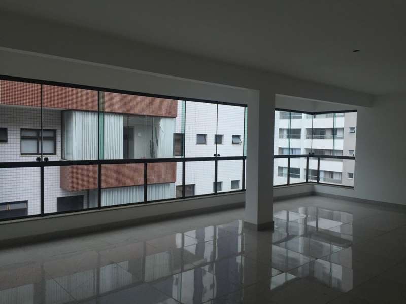 Apartamento com 4 Quartos para Alugar, 170 m² por R$ 3.800/Mês Buritis, Belo Horizonte - MG