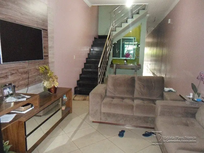 Casa com 4 Quartos à Venda por R$ 550.000 Pedreira, Belém - PA