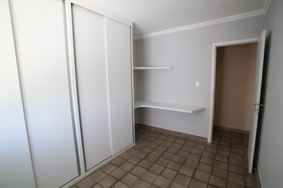 Apartamento com 2 Quartos à Venda, 70 m² por R$ 200.000 Rua Ulisses Tenório de Albuquerque, 70 - Casa Caiada, Olinda - PE