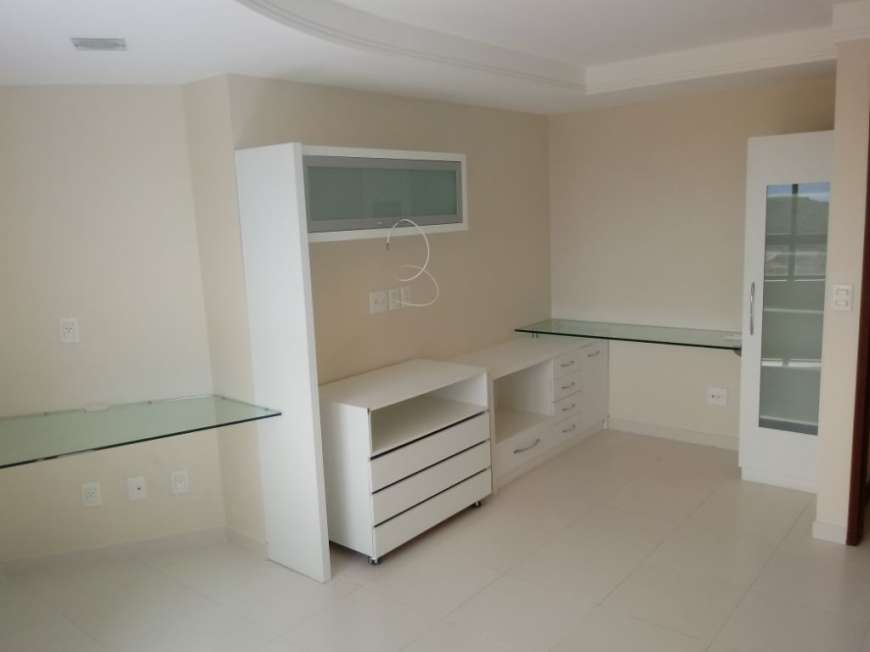 Apartamento com 3 Quartos para Alugar, 300 m² por R$ 5.500/Mês Avenida Marechal Floriano Peixoto, 701 - Tirol, Natal - RN