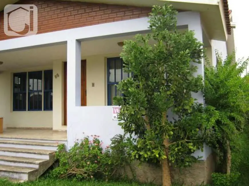 Casa com 3 Quartos à Venda por R$ 680.000 Rua Reinaldo Manoel Guidolin, 85 - Camobi, Santa Maria - RS