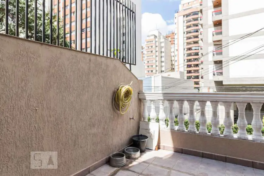Casa com 5 Quartos para Alugar, 240 m² por R$ 4.500/Mês Rua Diana, 710 - Pompeia, São Paulo - SP