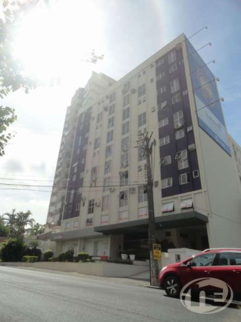 Apartamento com 1 Quarto para Alugar por R$ 800/Mês Ponta Aguda, Blumenau - SC