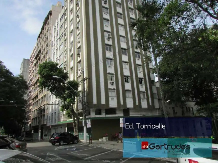 Apartamento com 4 Quartos à Venda, 180 m² por R$ 290.000 Rua Pedro Palácios, 10 - Centro, Vitória - ES