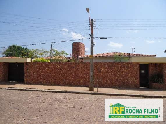 Casa com 4 Quartos para Alugar, 900 m² por R$ 7.500/Mês Rua Desembargador Adalberto Correia Lima, 1065 - Ininga, Teresina - PI