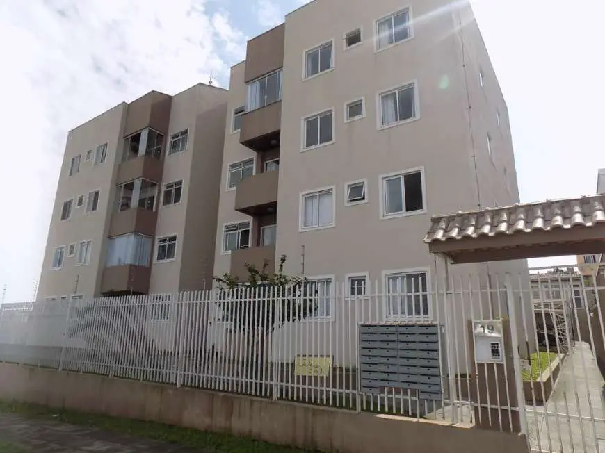 Apartamento com 3 Quartos para Alugar, 59 m² por R$ 850/Mês Rua Rubyn Hein, 19 - Uberaba, Curitiba - PR
