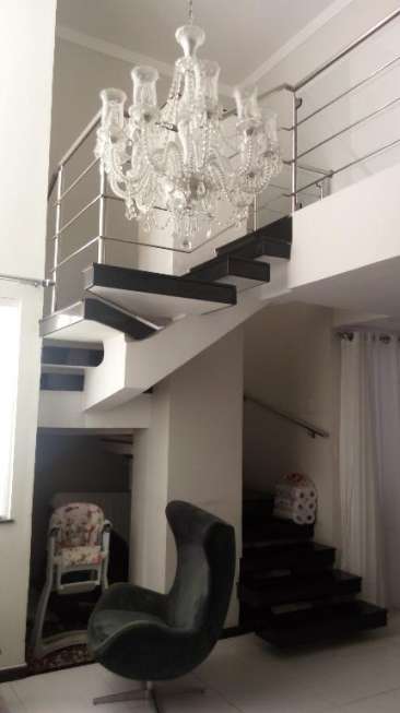 Casa com 3 Quartos à Venda, 165 m² por R$ 550.000 Suíssa, Aracaju - SE