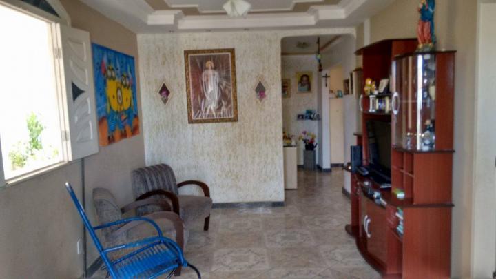 Casa com 5 Quartos à Venda por R$ 600.000 Jabotiana, Aracaju - SE