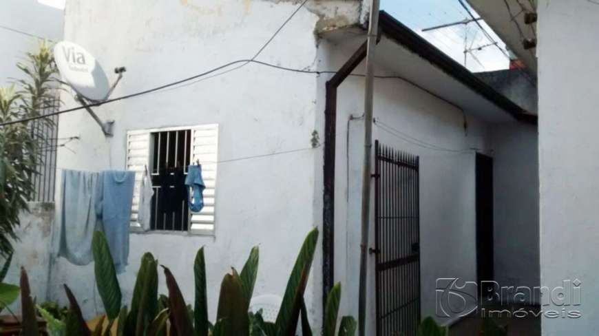 Casa com 1 Quarto para Alugar por R$ 700/Mês Parque São Lucas, São Paulo - SP