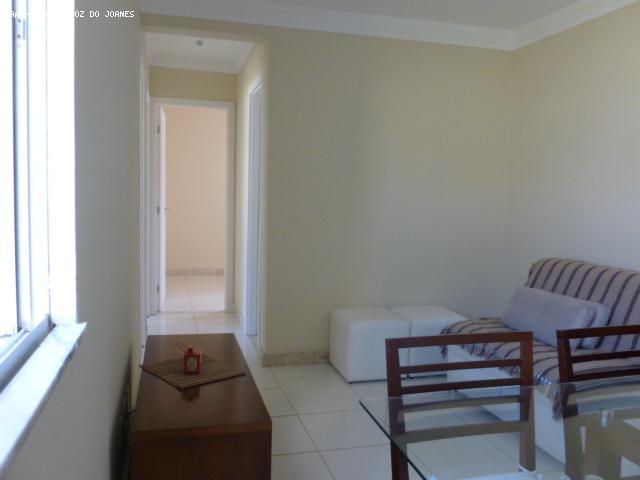 Apartamento com 3 Quartos para Alugar por R$ 1.200/Mês Abrantes, Lauro de Freitas - BA