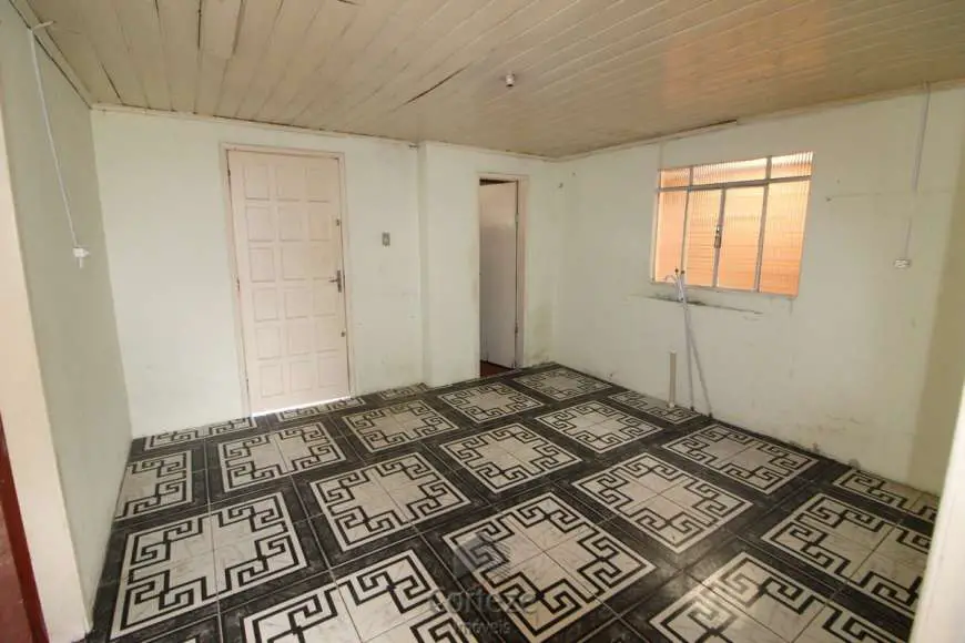 Casa com 2 Quartos para Alugar, 65 m² por R$ 580/Mês Rua Tupinambá, 214 - Colônia Rio Grande, São José dos Pinhais - PR