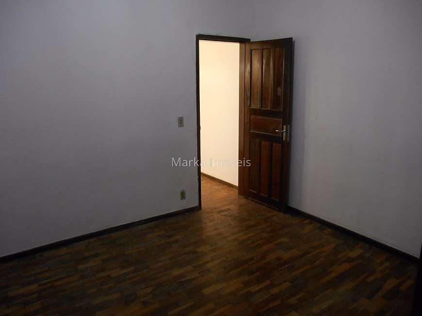 Apartamento com 1 Quarto à Venda por R$ 90.000 Rua Daniel Martinho Ribeiro - Santa Terezinha, Juiz de Fora - MG
