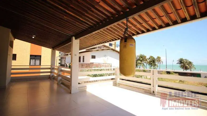 Casa com 4 Quartos para Alugar, 200 m² por R$ 15.000/Mês Bessa, João Pessoa - PB