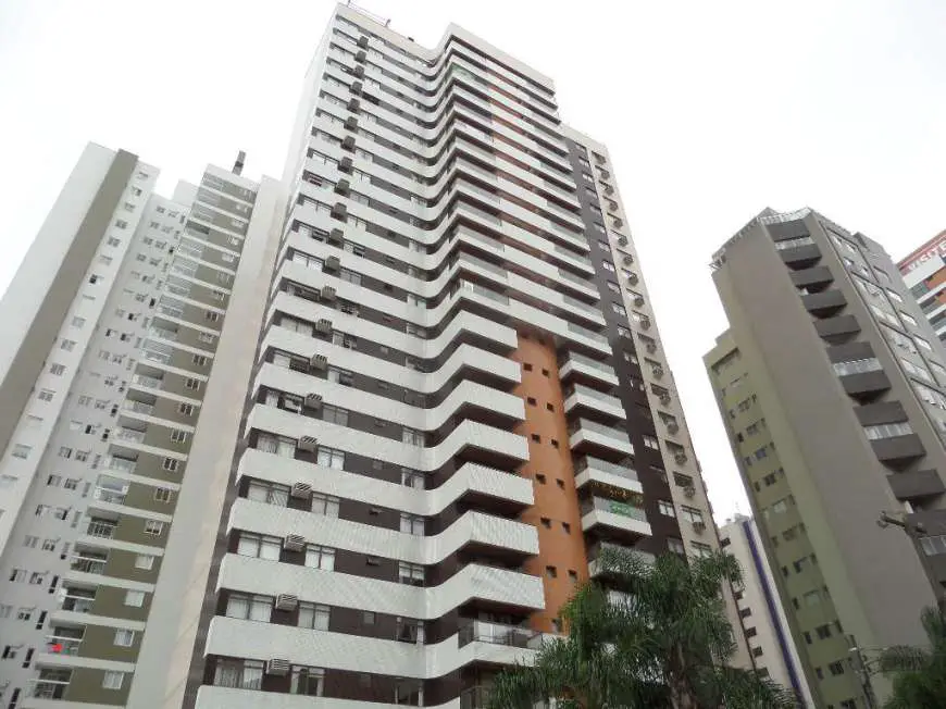 Apartamento com 4 Quartos à Venda, 268 m² por R$ 995.000 Rua Chichorro Júnior, 140 - Cabral, Curitiba - PR